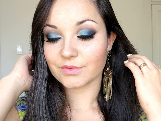 maquiagem azul inspirada na Jasmine da Disney maleta de maquiagem