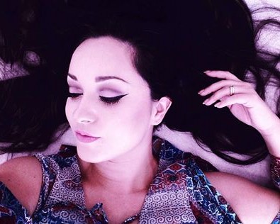 demaquilante em óleo caudalie resenha publicidade